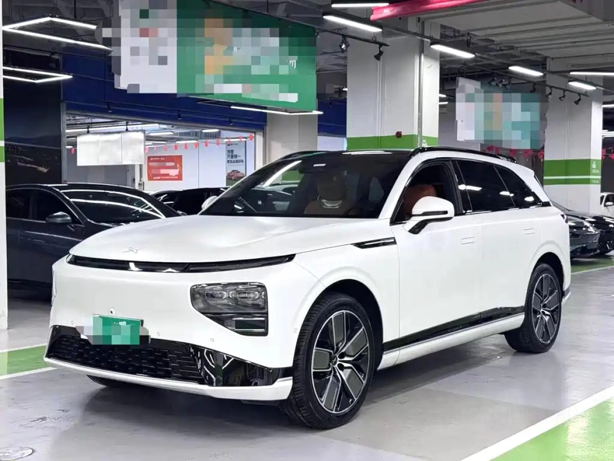 XPENG MOTORS G9  2022