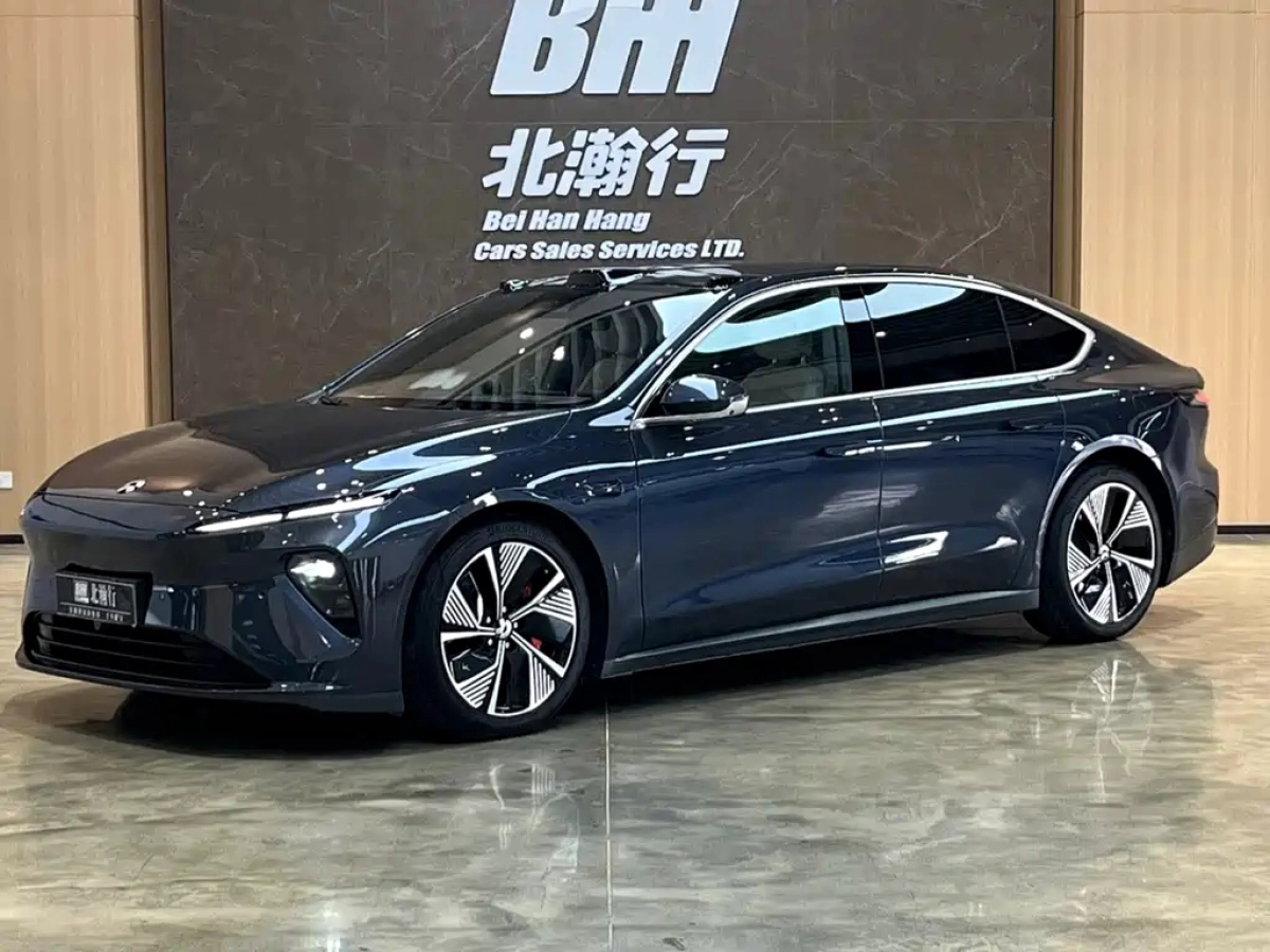 NIO ET7