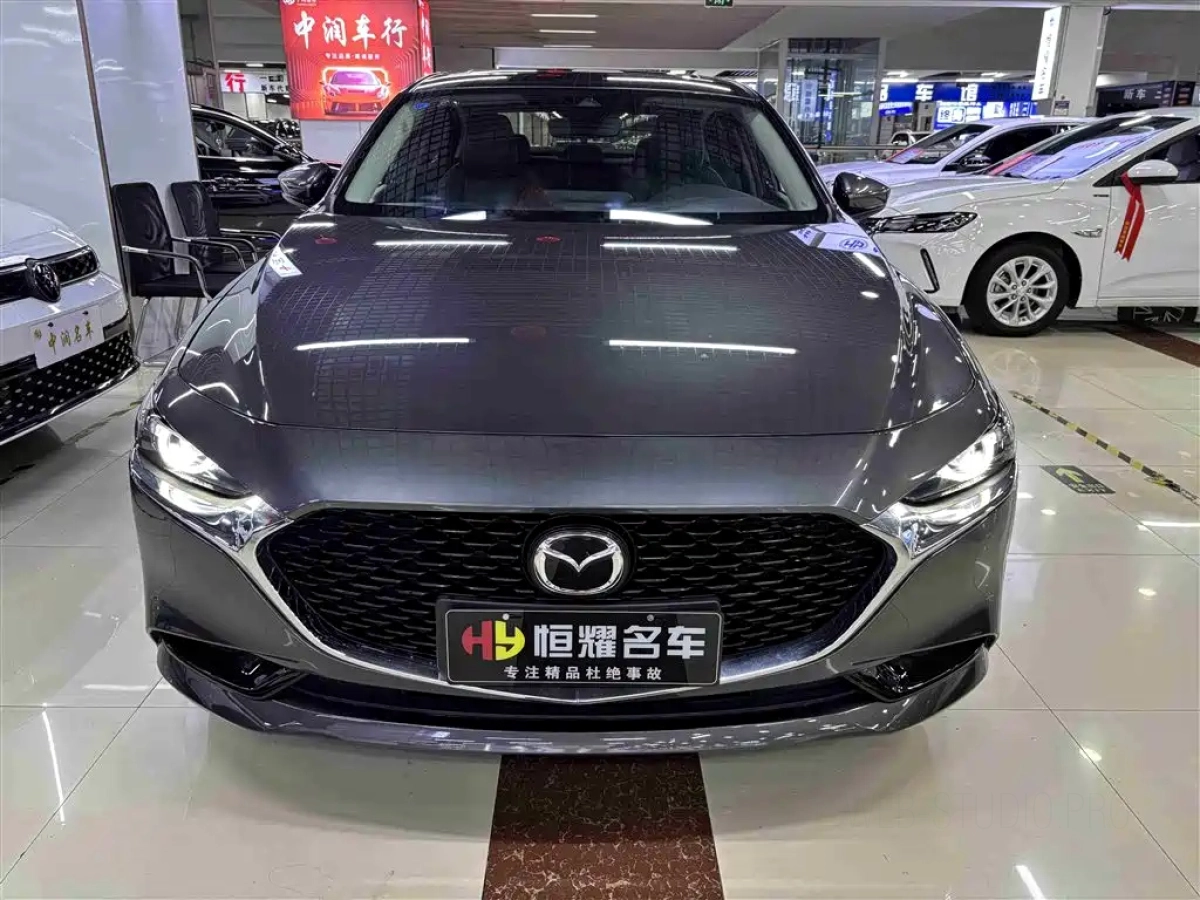 MAZDA 3 AXELA