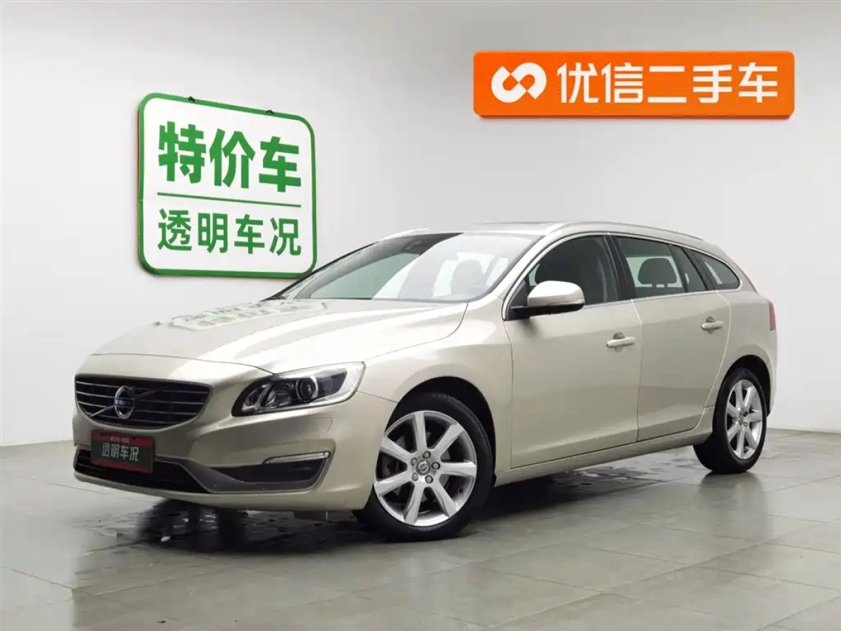 VOLVO V60  2018