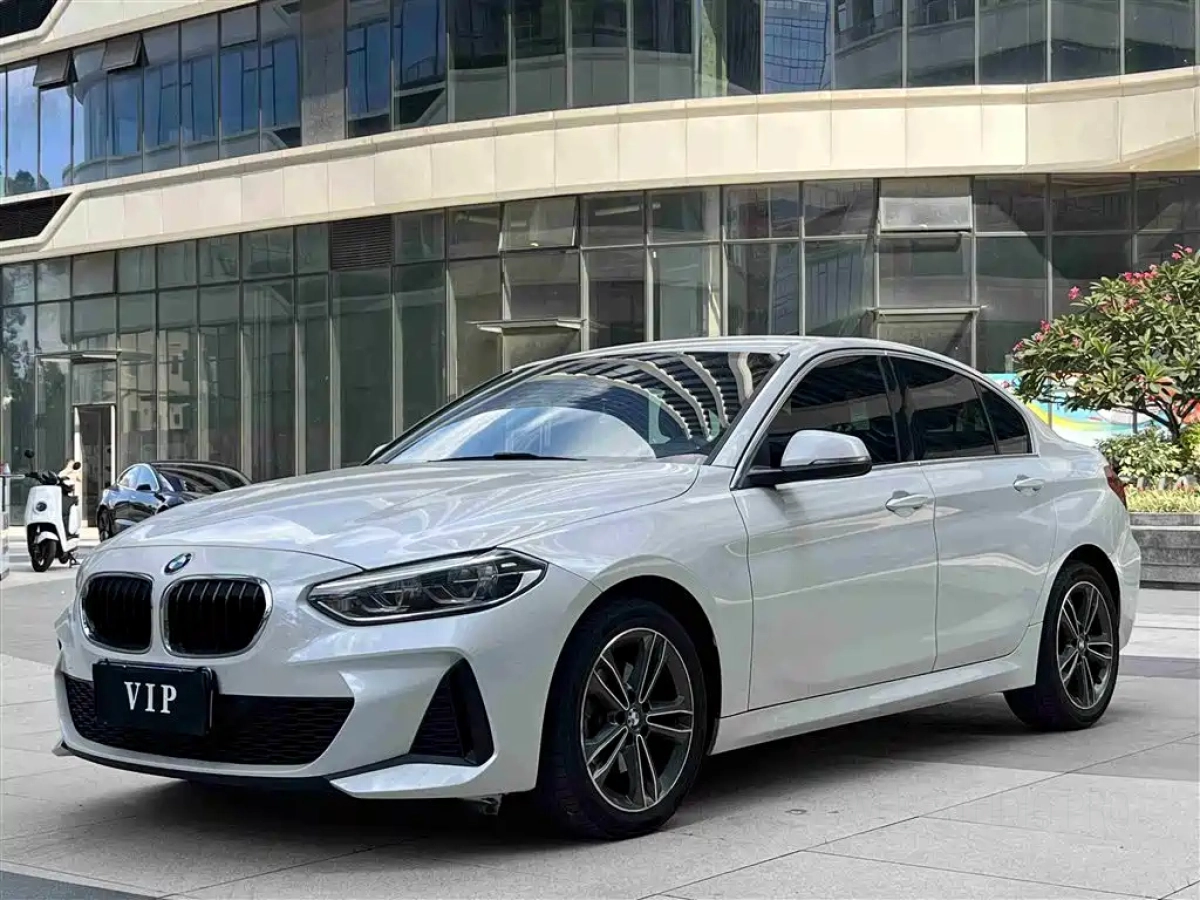BMW 1-SERIES