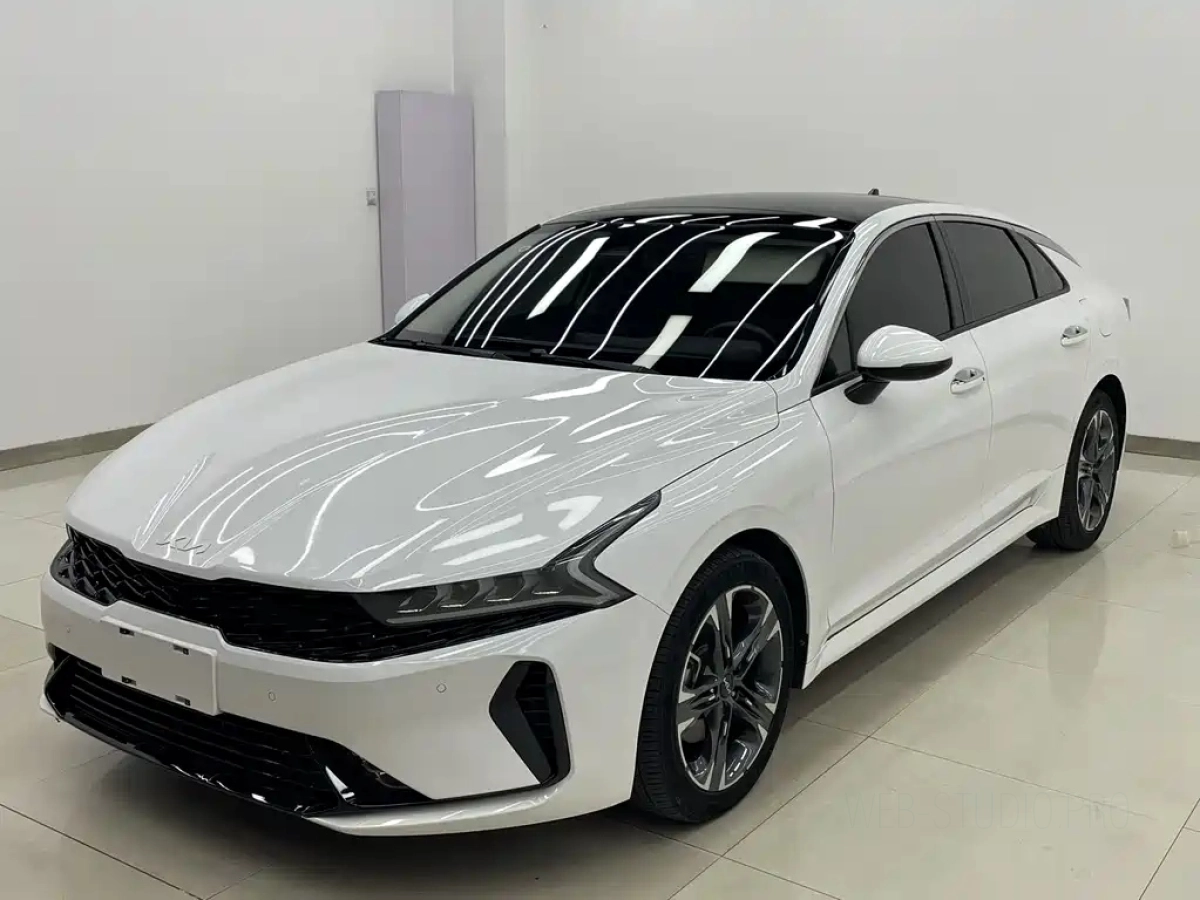 KIA K5  2023
