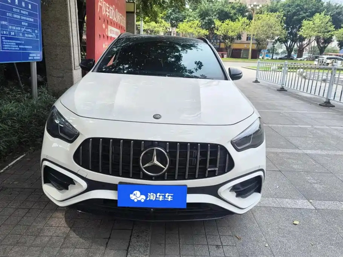 MERCEDES BENZ GLA AMG