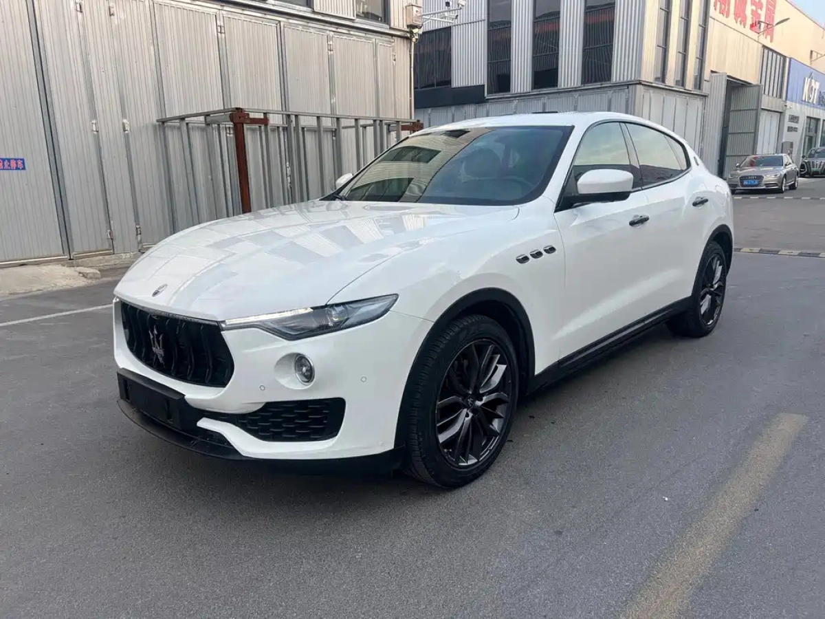 MASERATI LEVANTE