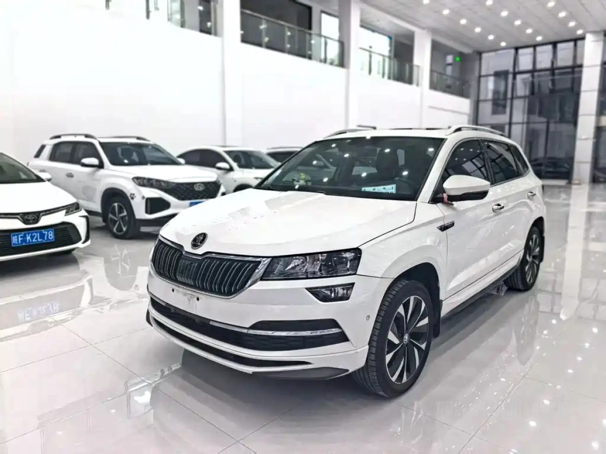 SKODA KAROQ  2022