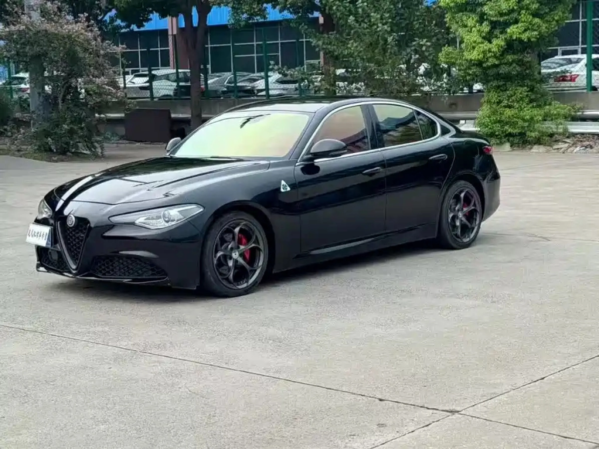 ALFAROMEO GIULIA  2019