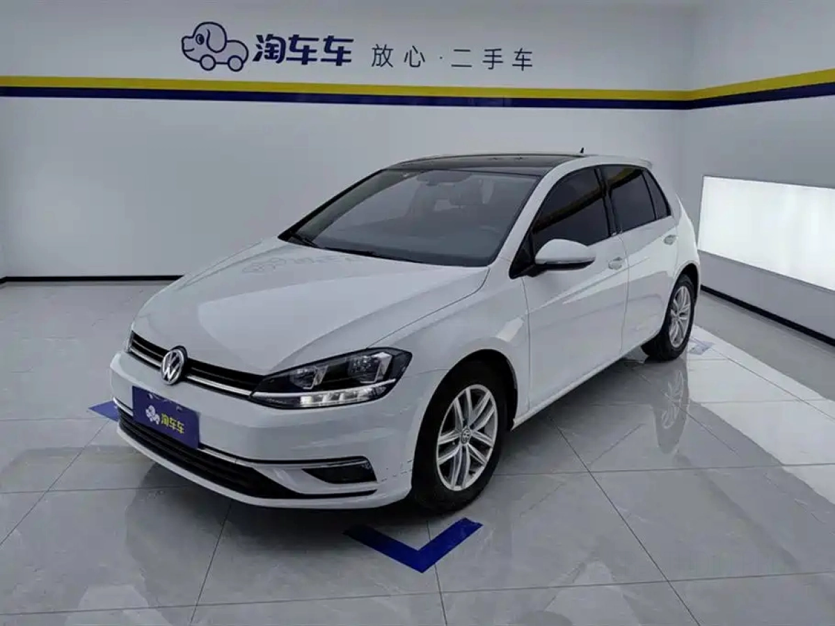 VOLKSWAGEN GOLF  2019