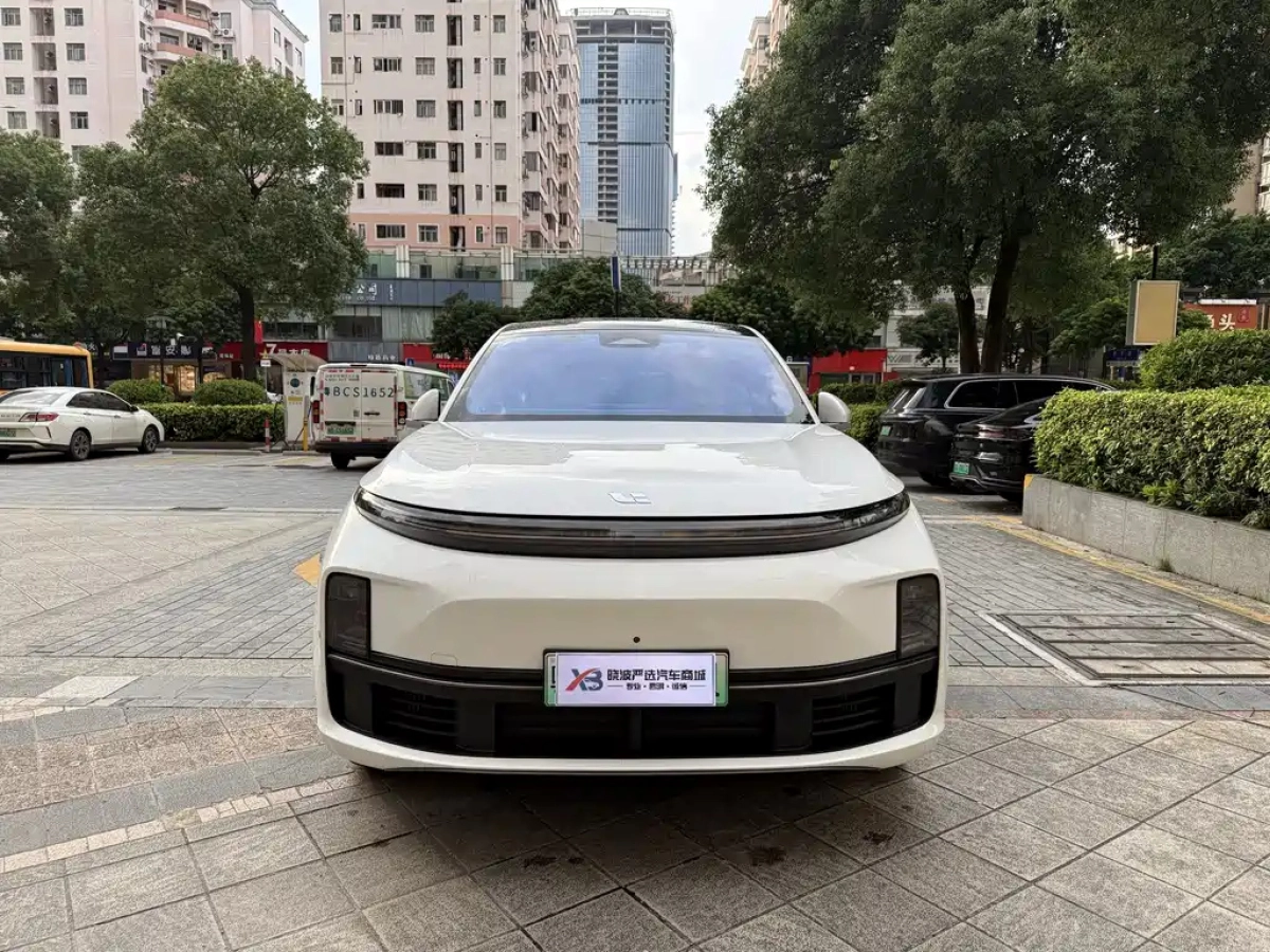 LI AUTO L7