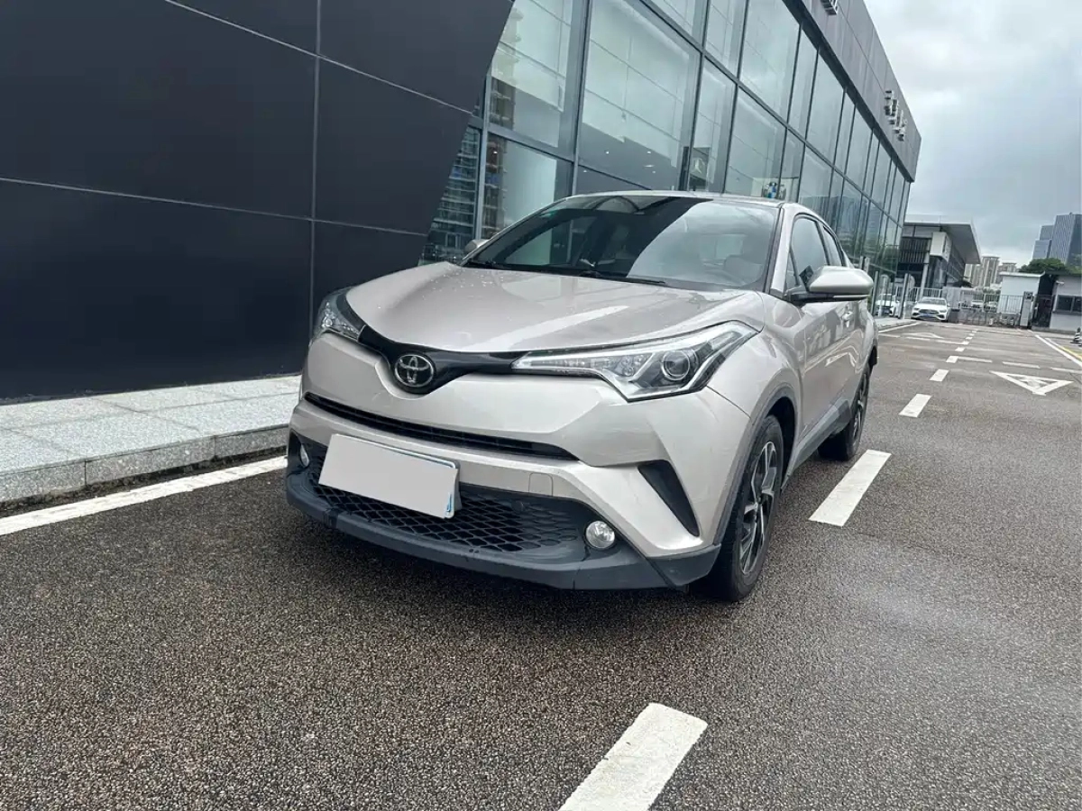 TOYOTA C-HR
