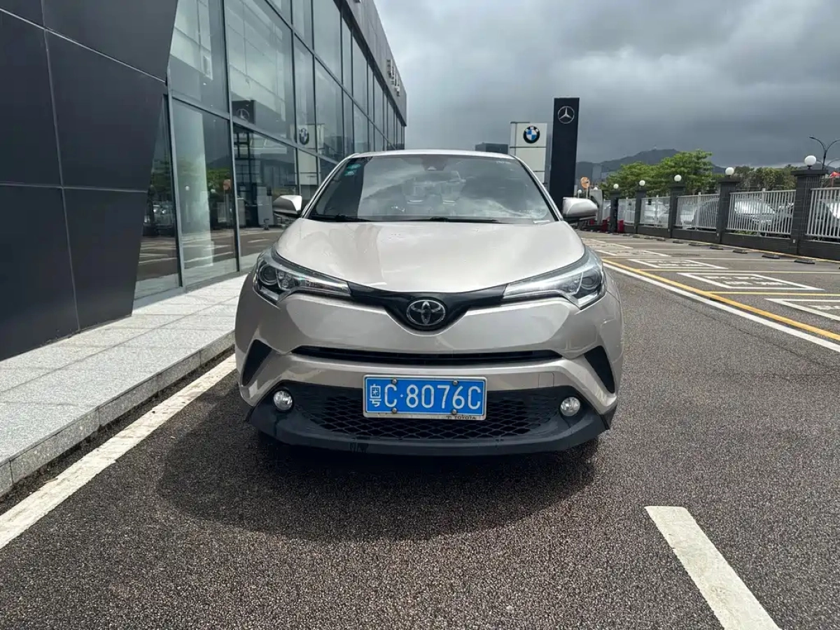 TOYOTA C-HR