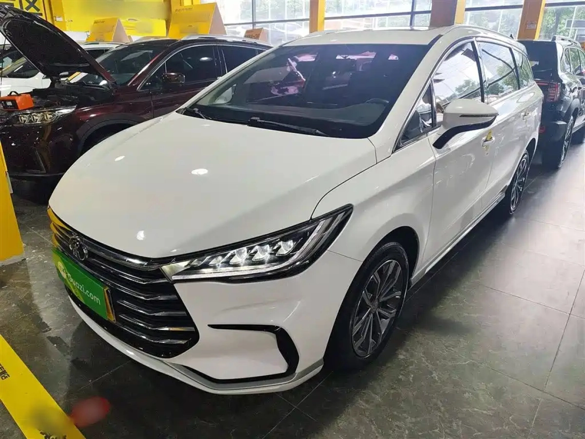 BYD SONG MAX