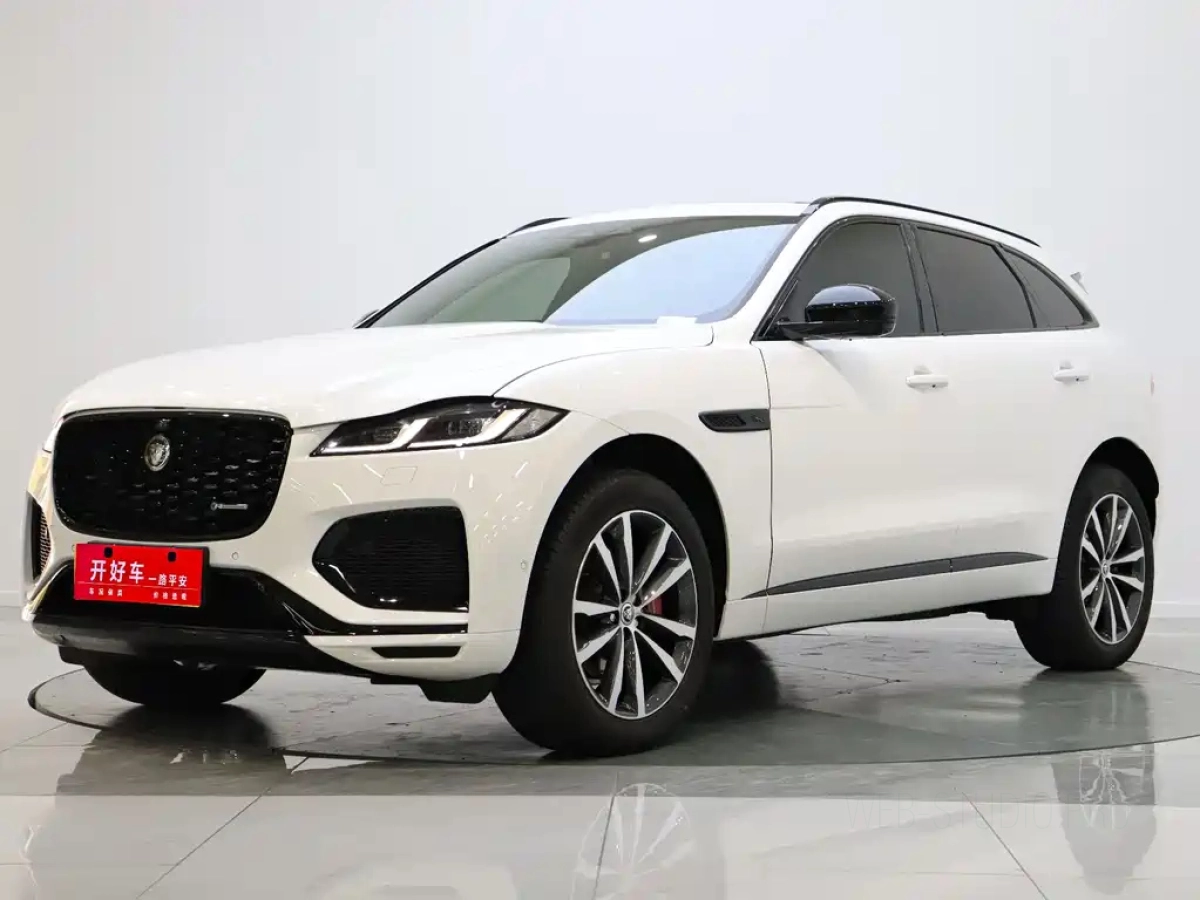 JAGUAR F-PACE  2024