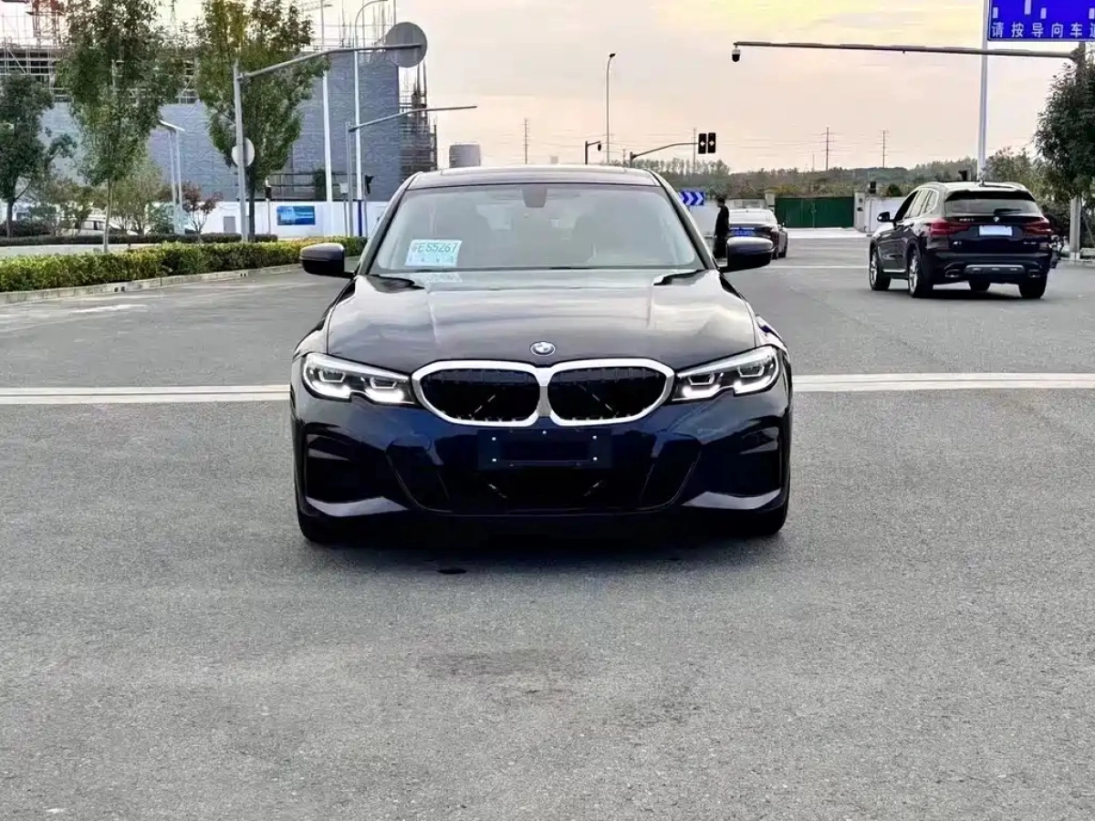 BMW 3-SERIES