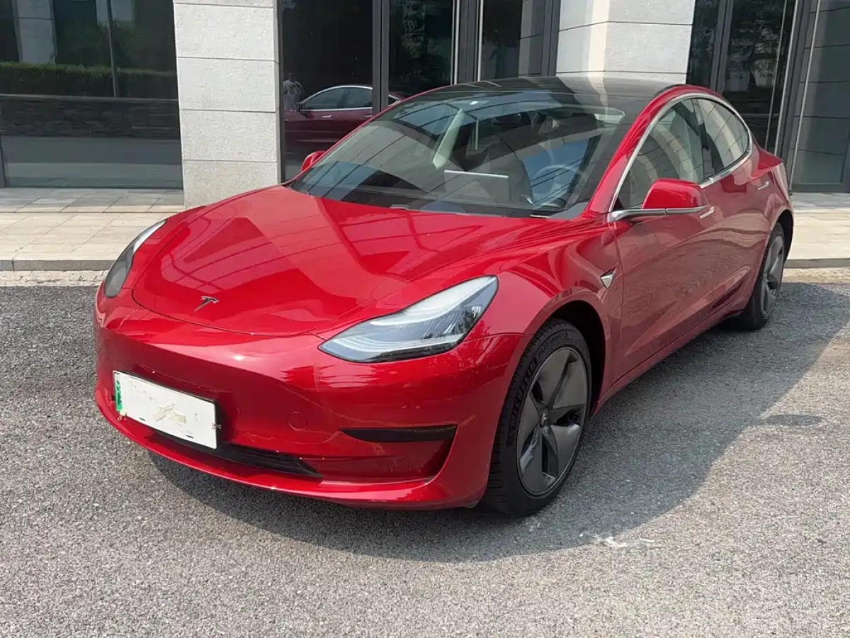 TESLA MODEL 3  2020