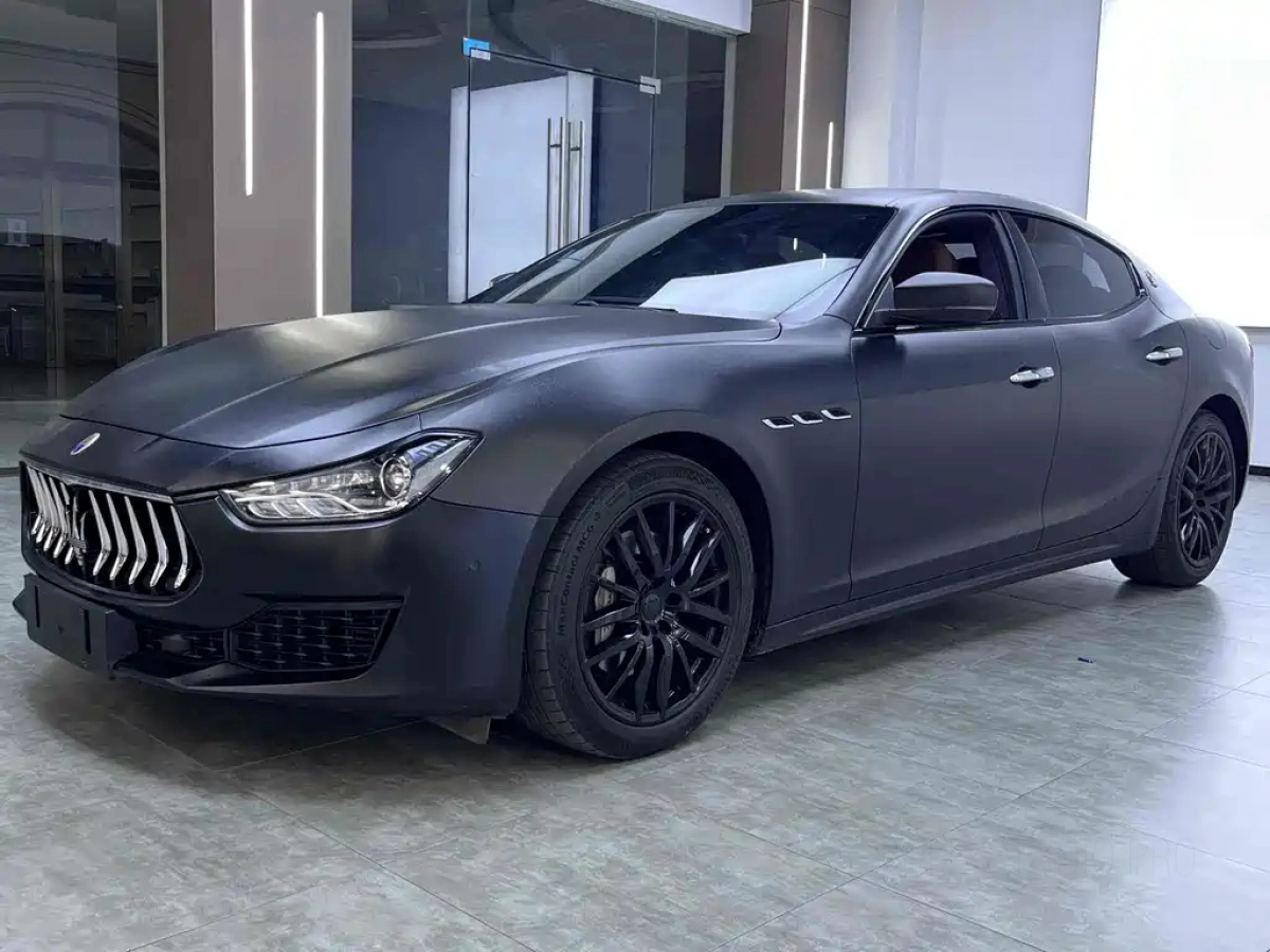 MASERATI GHIBLI