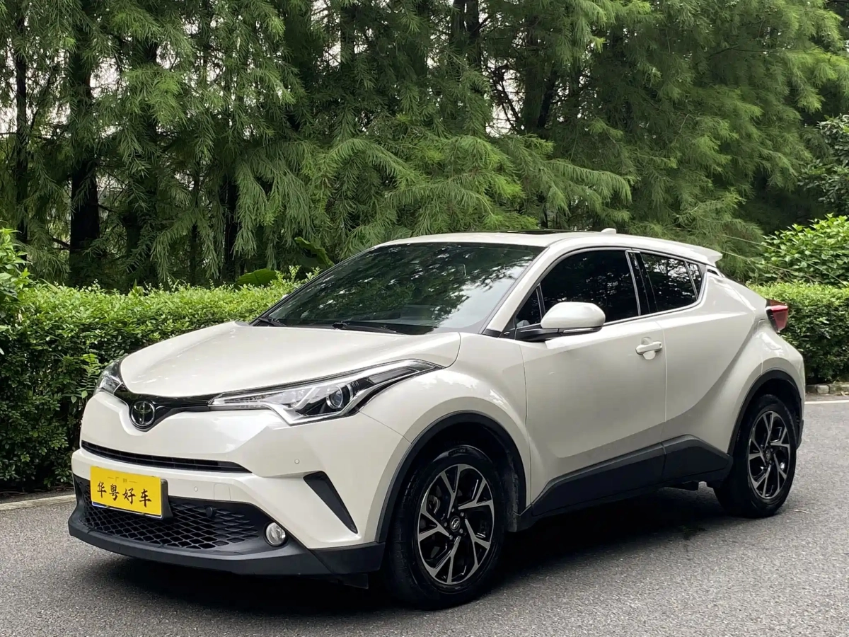 TOYOTA C-HR  2021