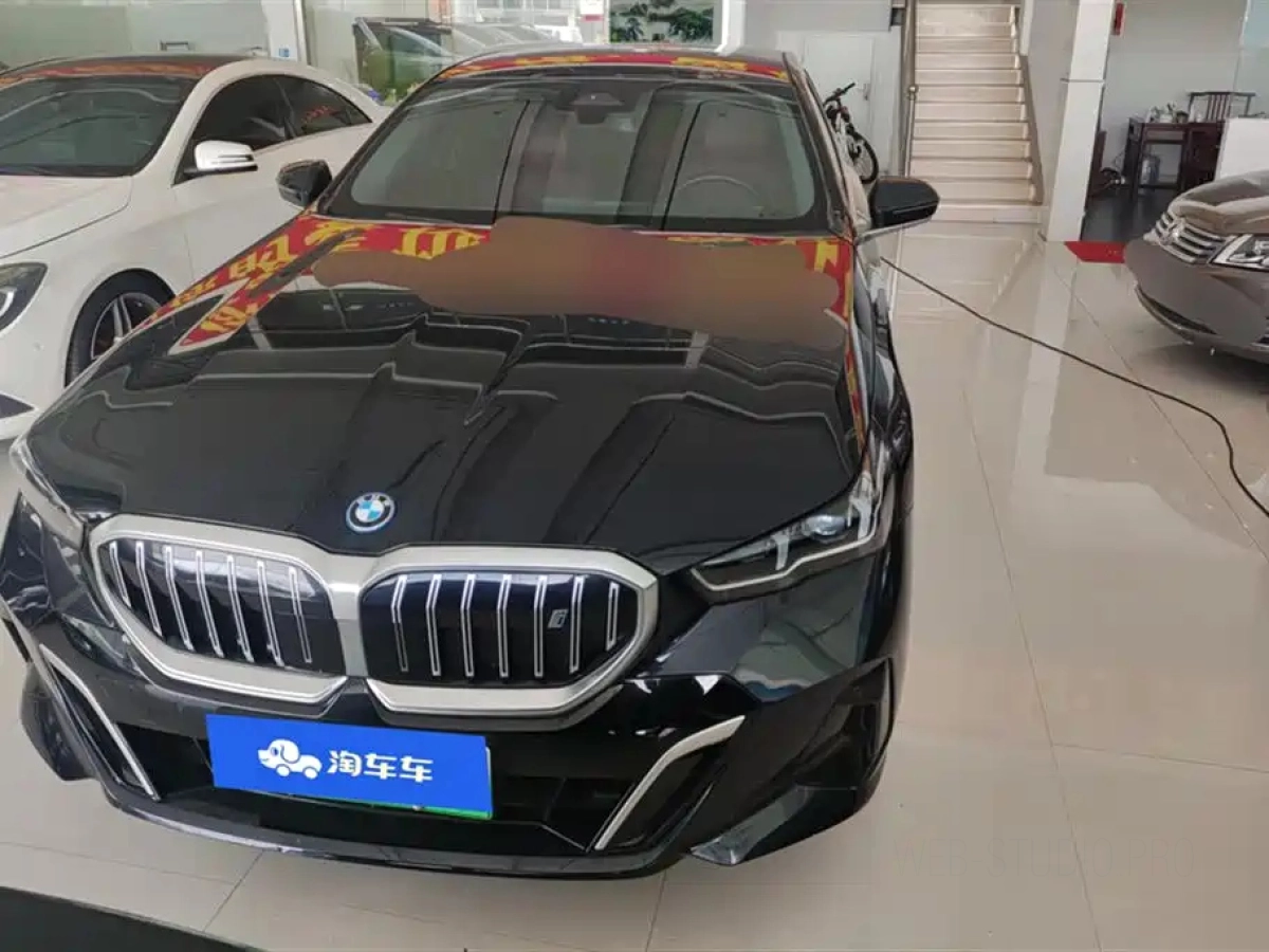 BMW I5