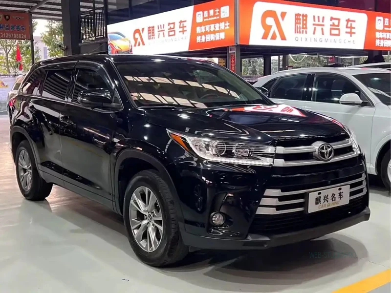 TOYOTA HIGHLANDER