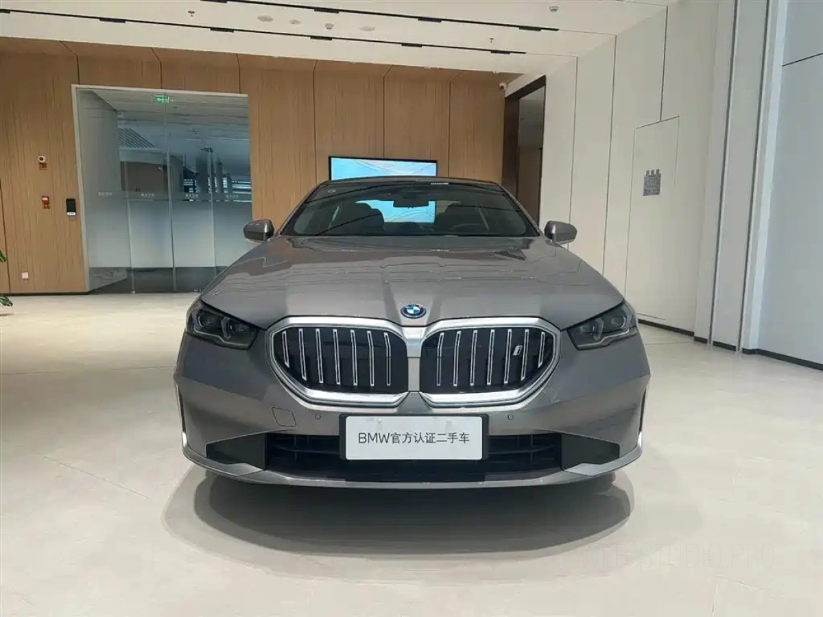 BMW I5
