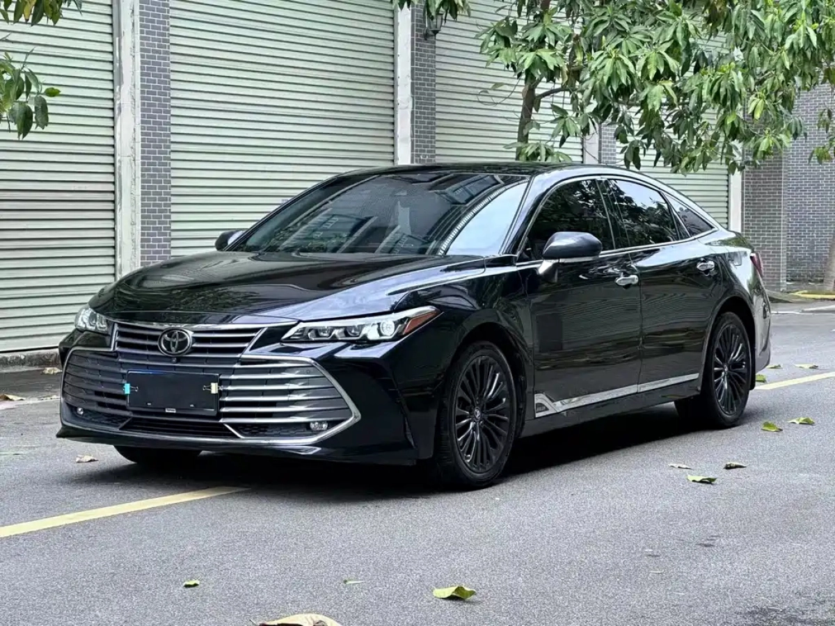 TOYOTA AVALON  2019
