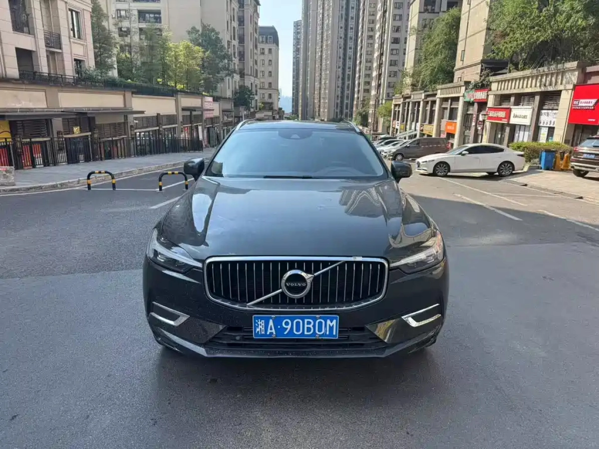 VOLVO XC60