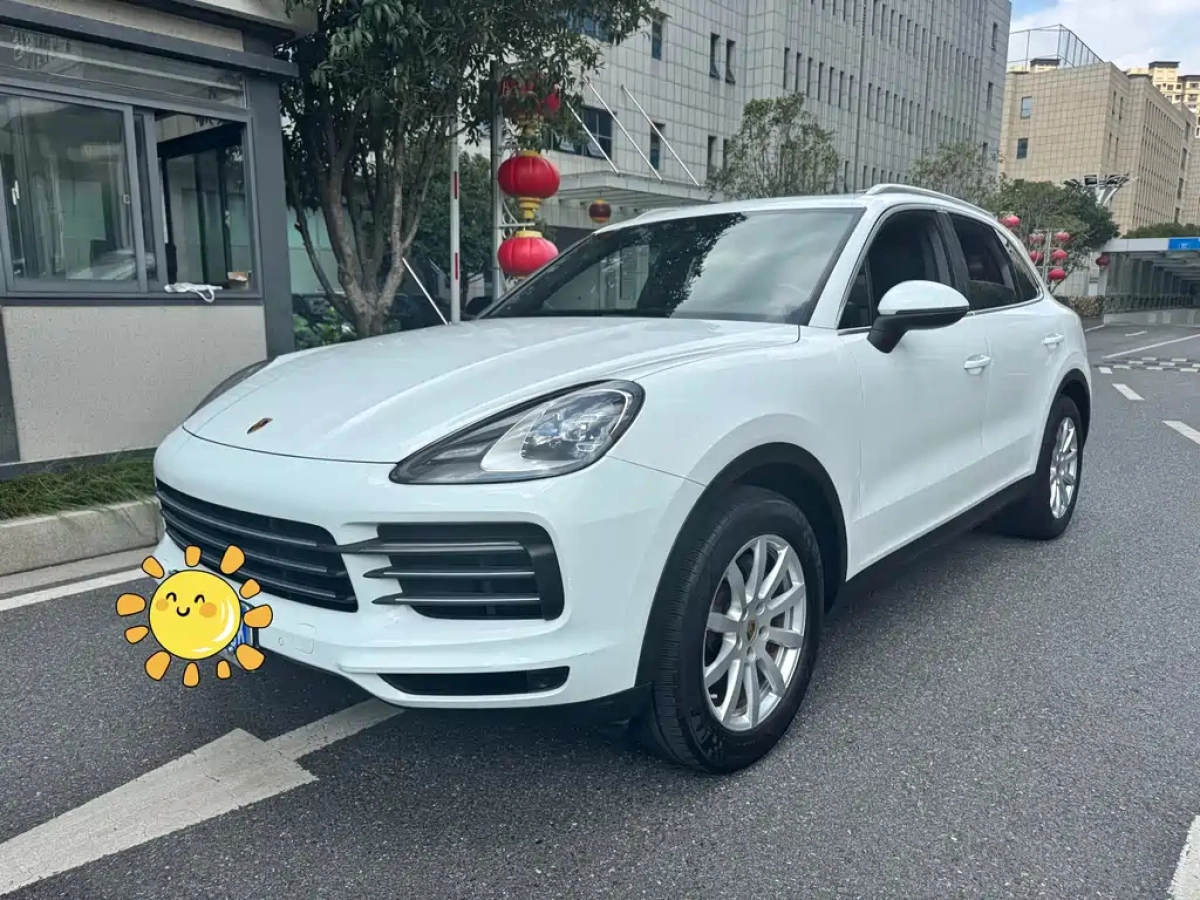 PORSCHE CAYENNE