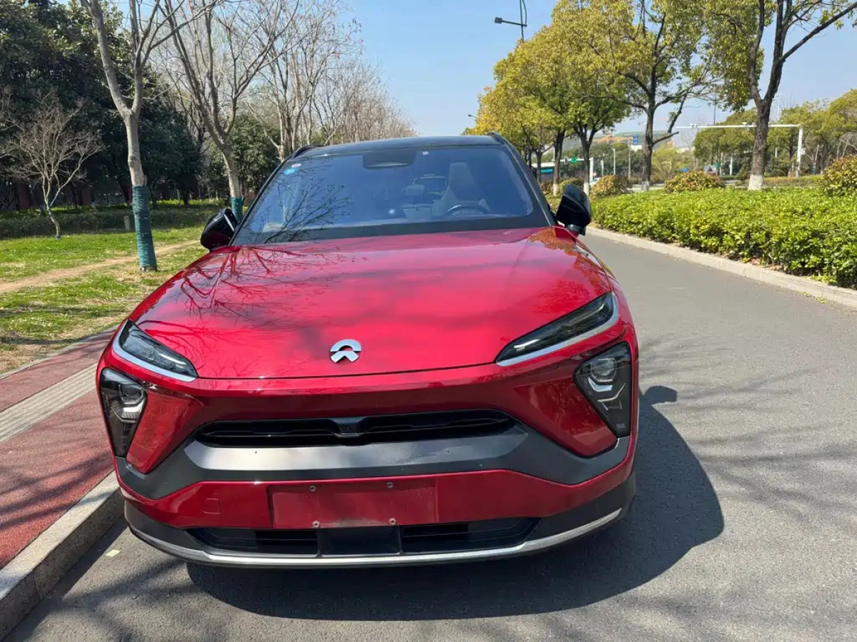 NIO ES6