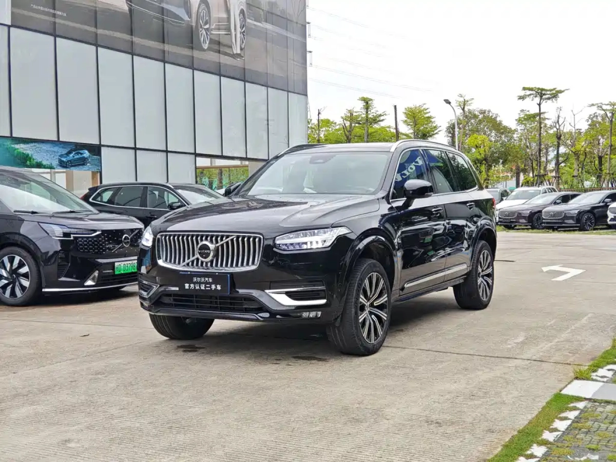 VOLVO XC90  2023