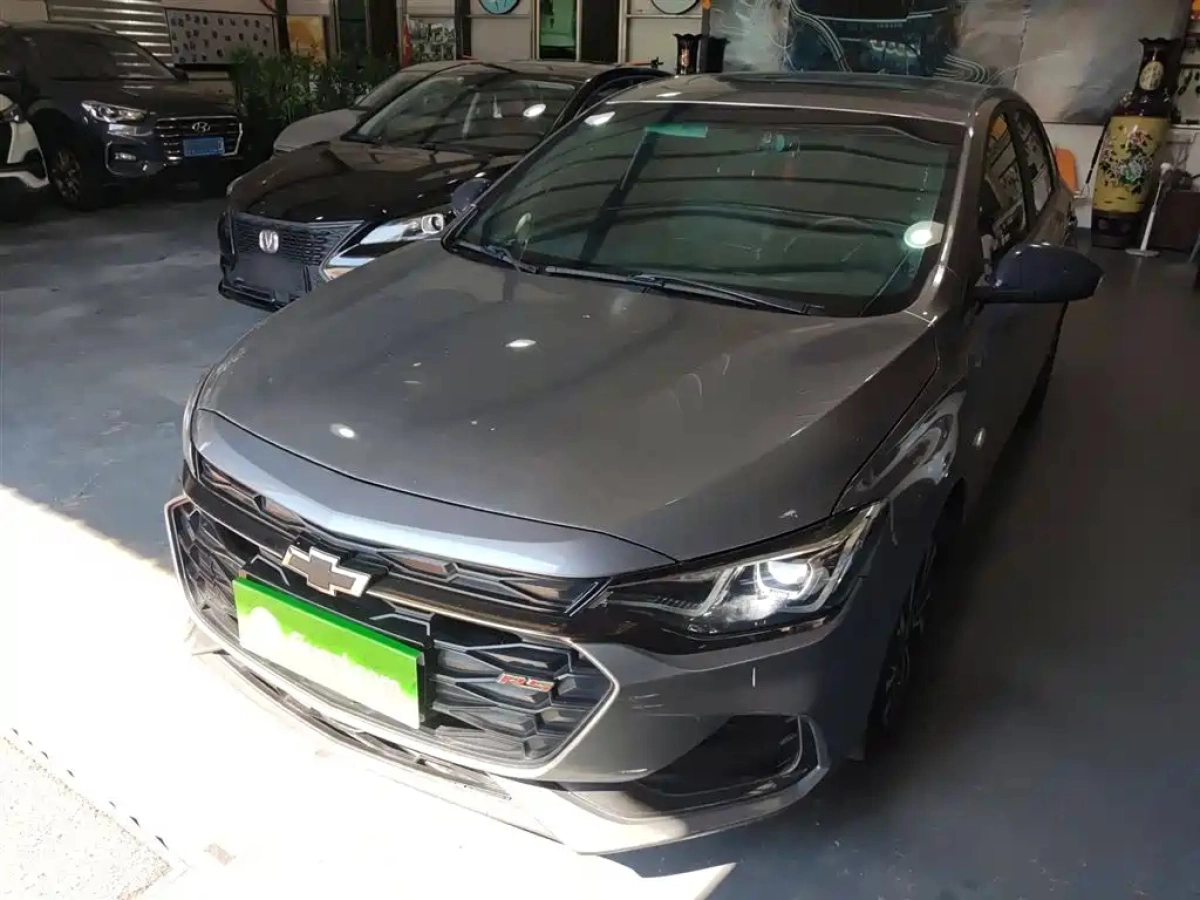 CHEVROLET CRUZE