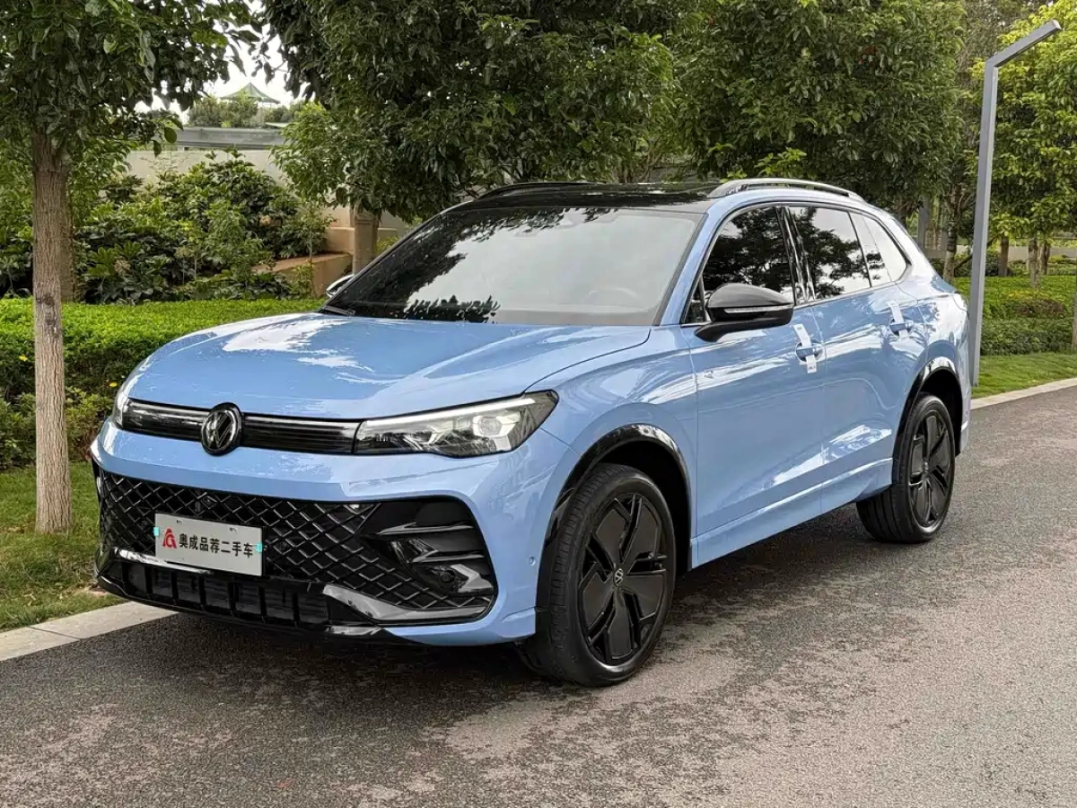 VOLKSWAGEN TIGUAN L  2024