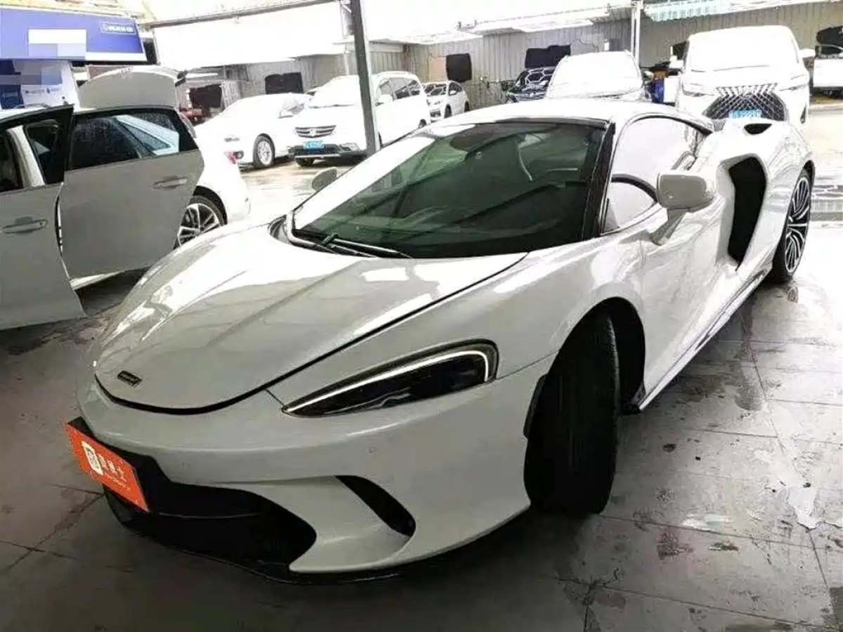 MCLAREN GT