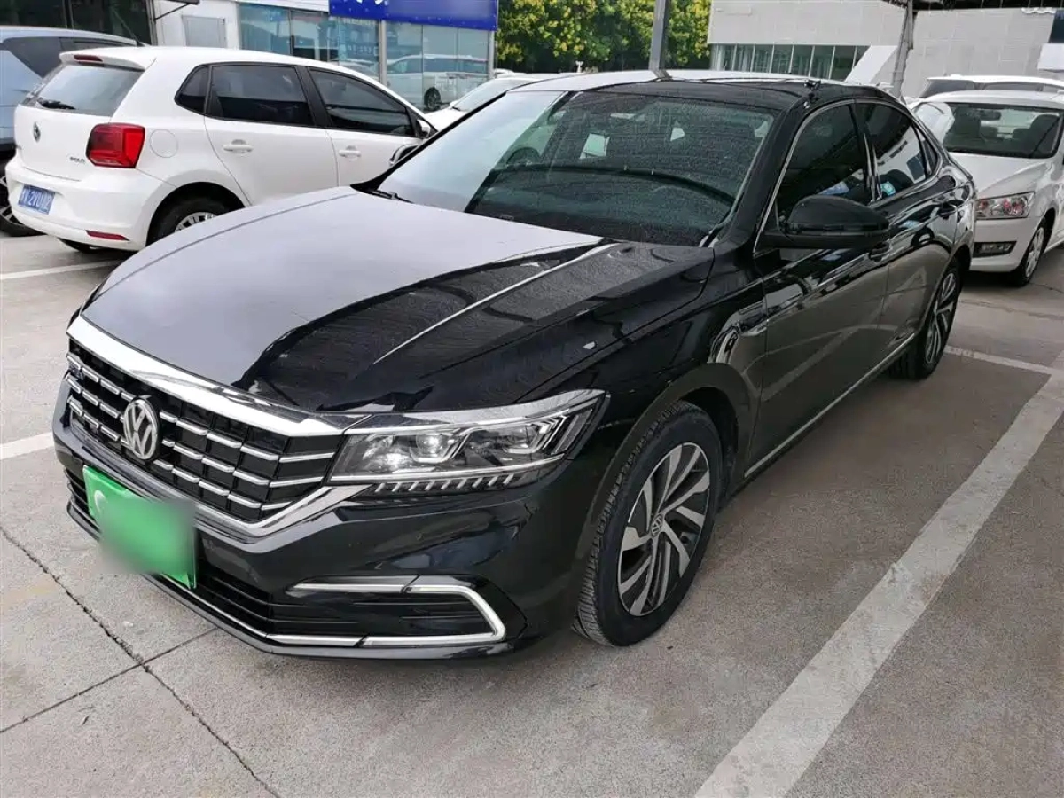 VOLKSWAGEN PASSAT NEW ENERGY