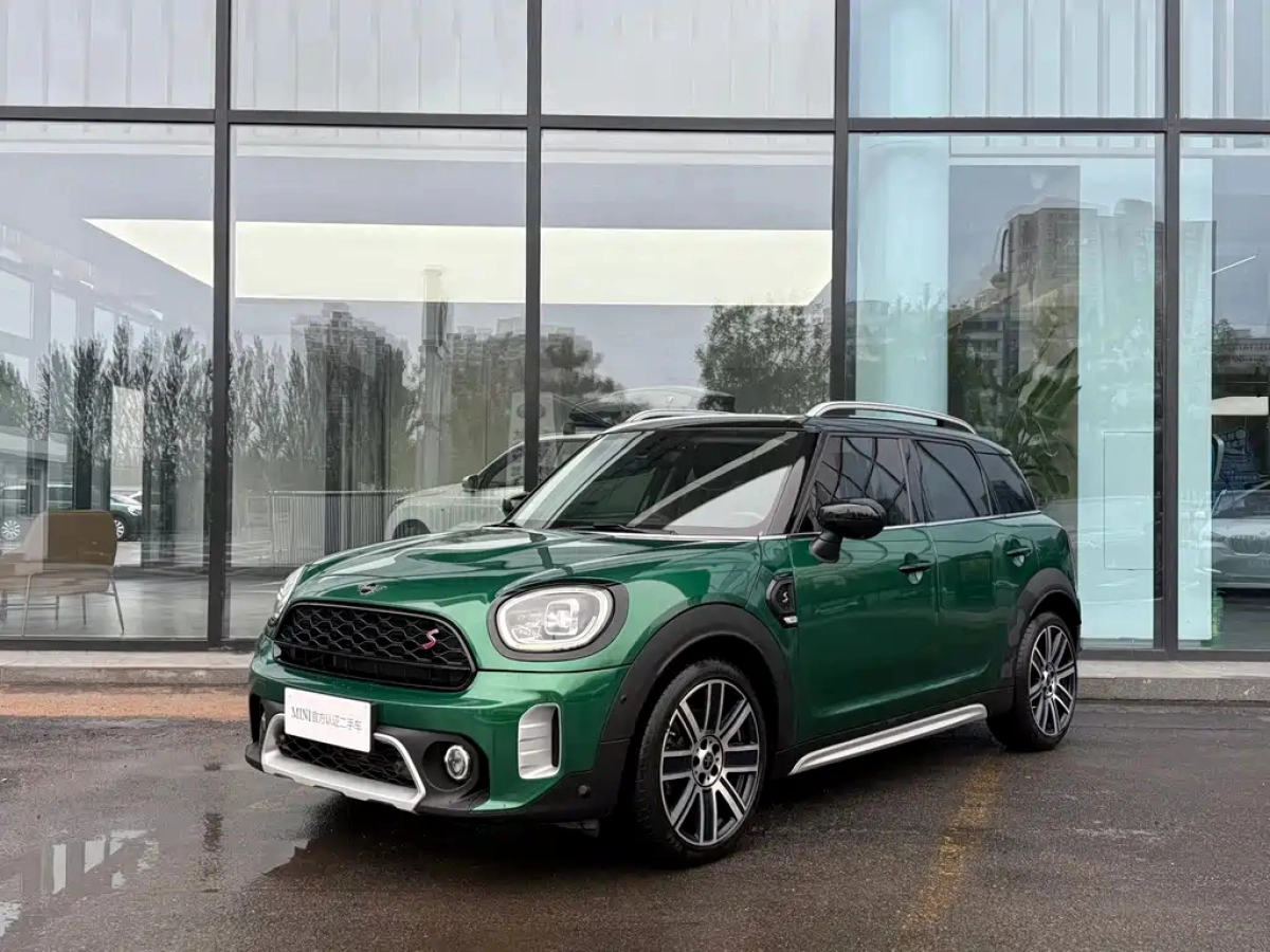 MINI COUNTRYMAN