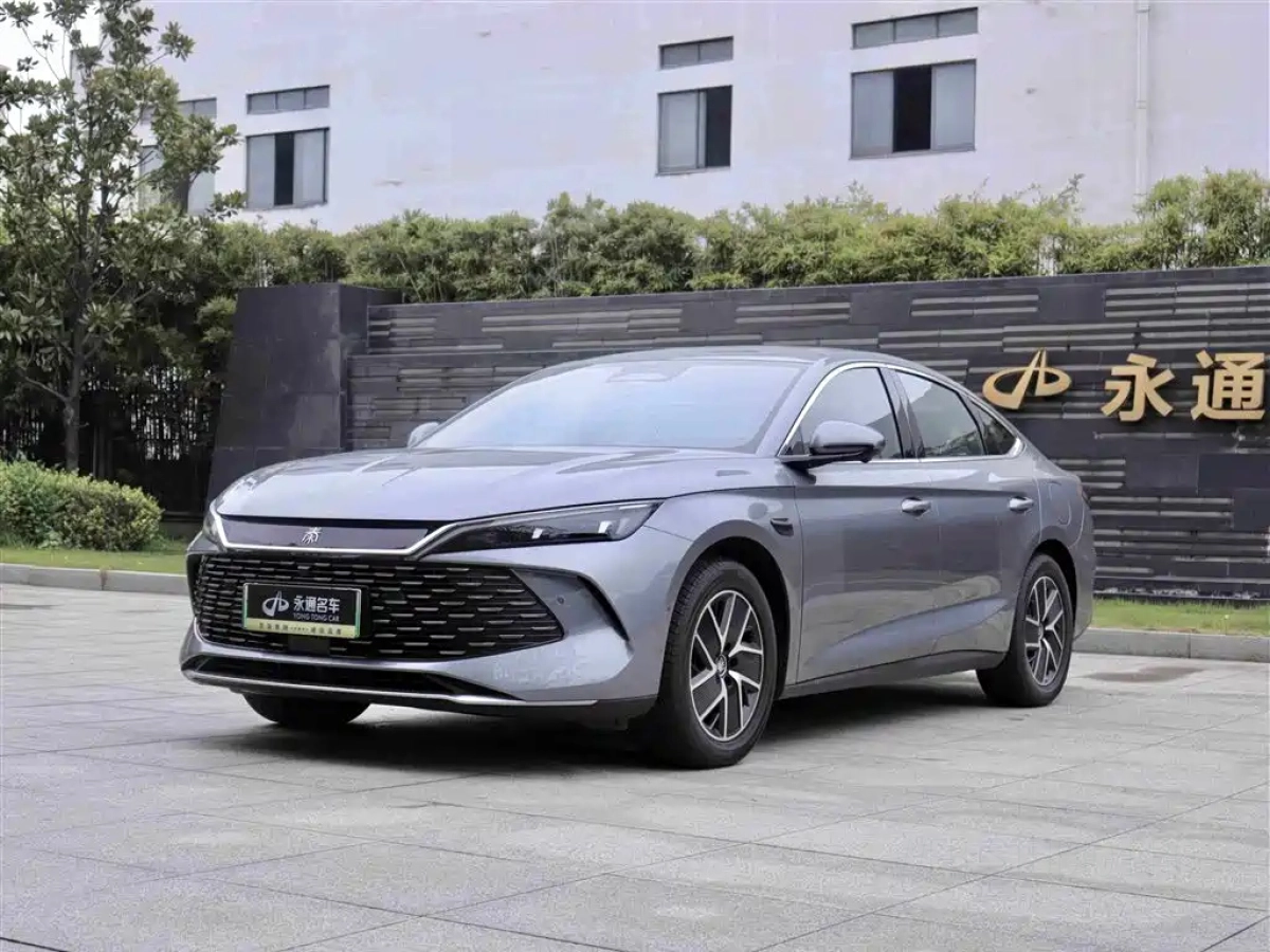 BYD QIN L  2025