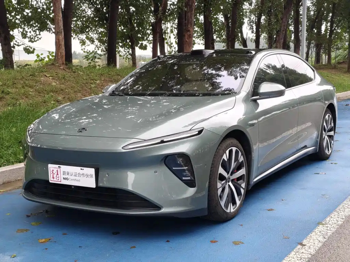 NIO ET7