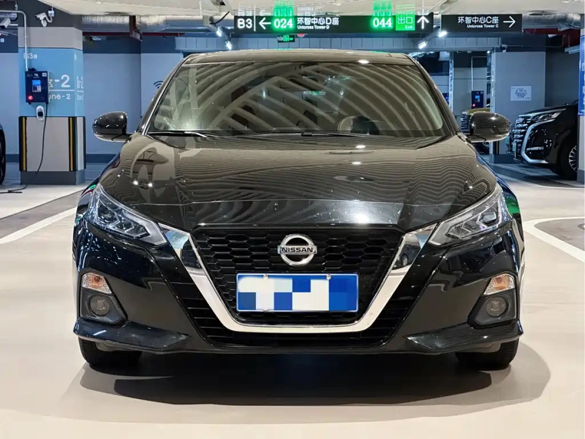 NISSAN TEANA