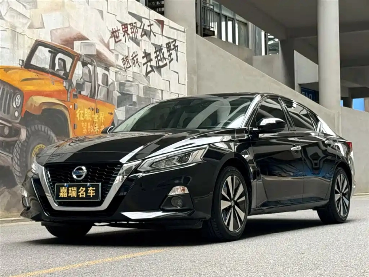 NISSAN TEANA