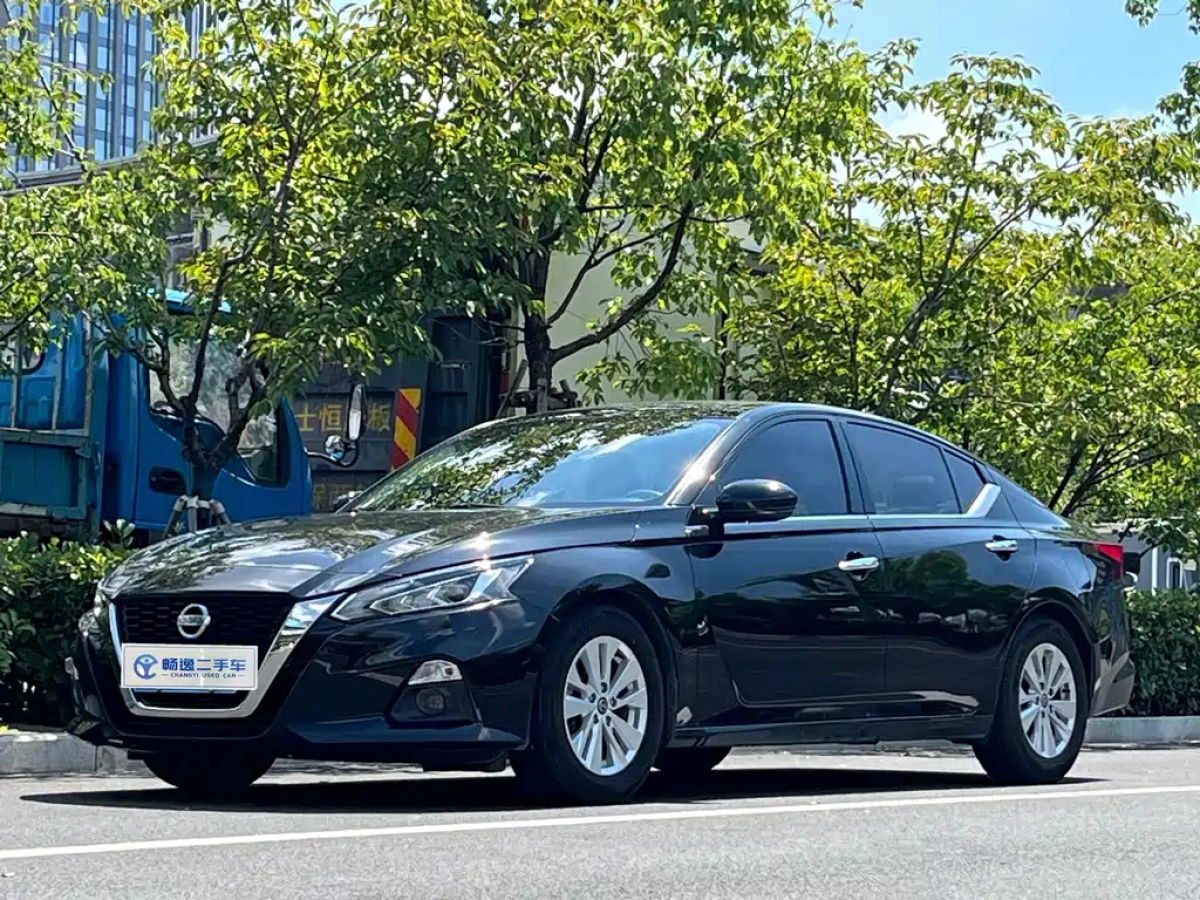 NISSAN TEANA  2020