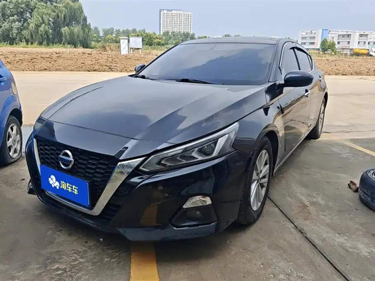 NISSAN TEANA  2019