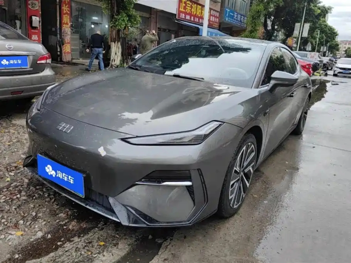 GEELY GALAXY GALAXY E8