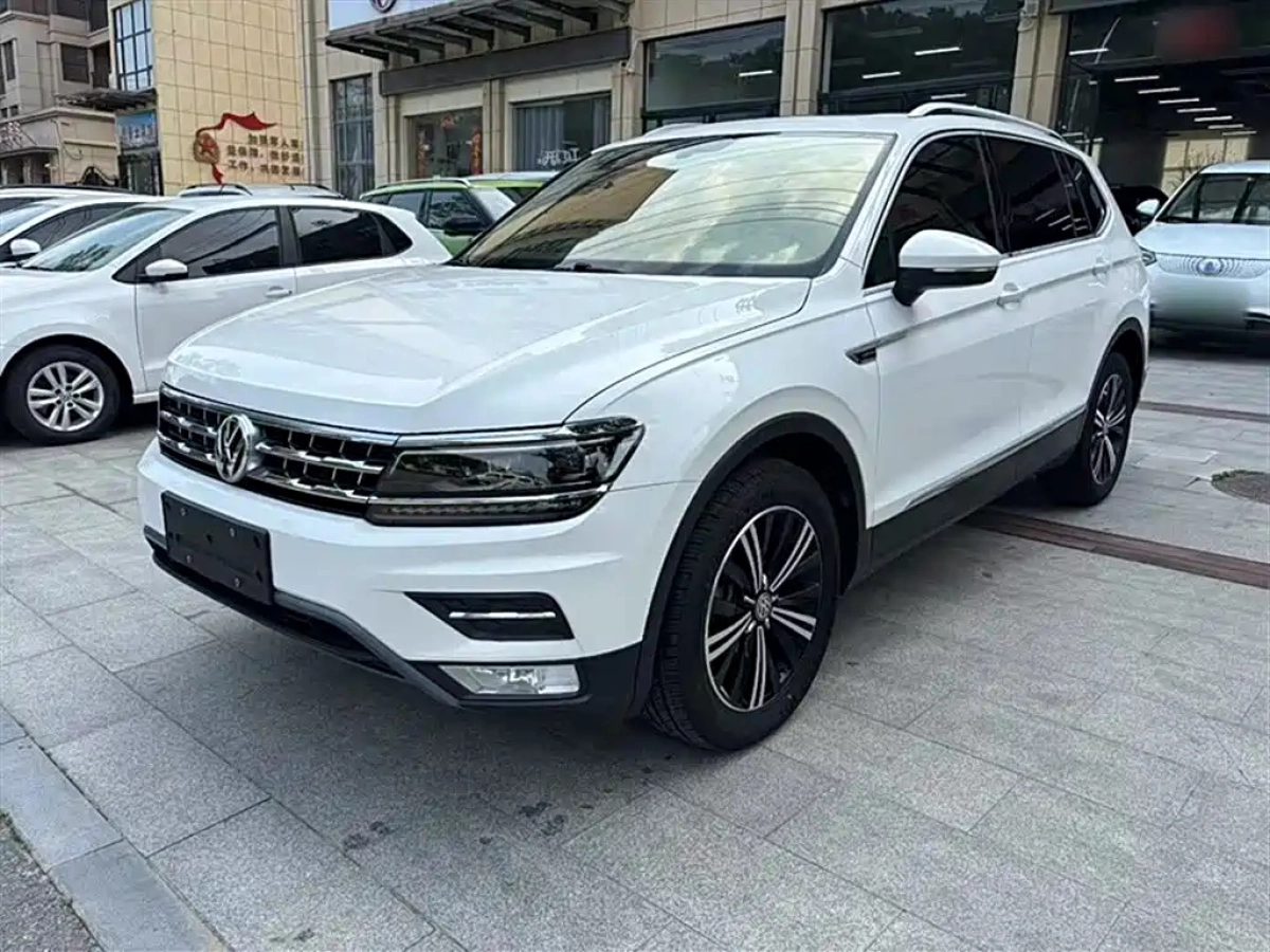 VOLKSWAGEN TIGUAN L  2019