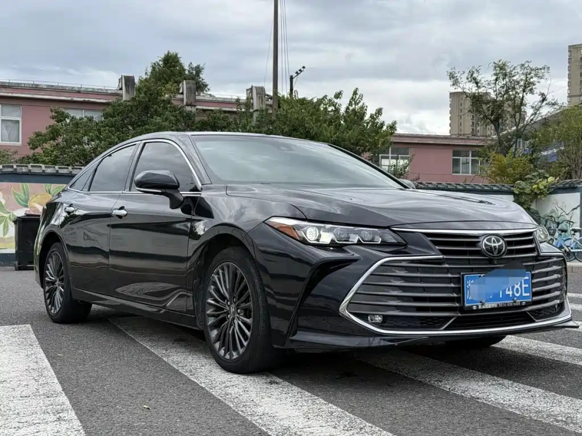 TOYOTA AVALON