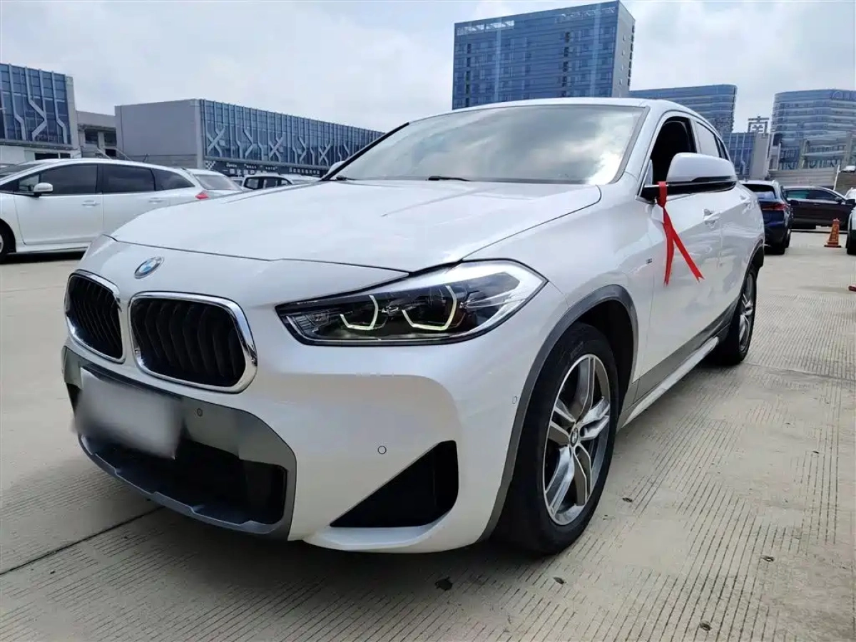 BMW X2