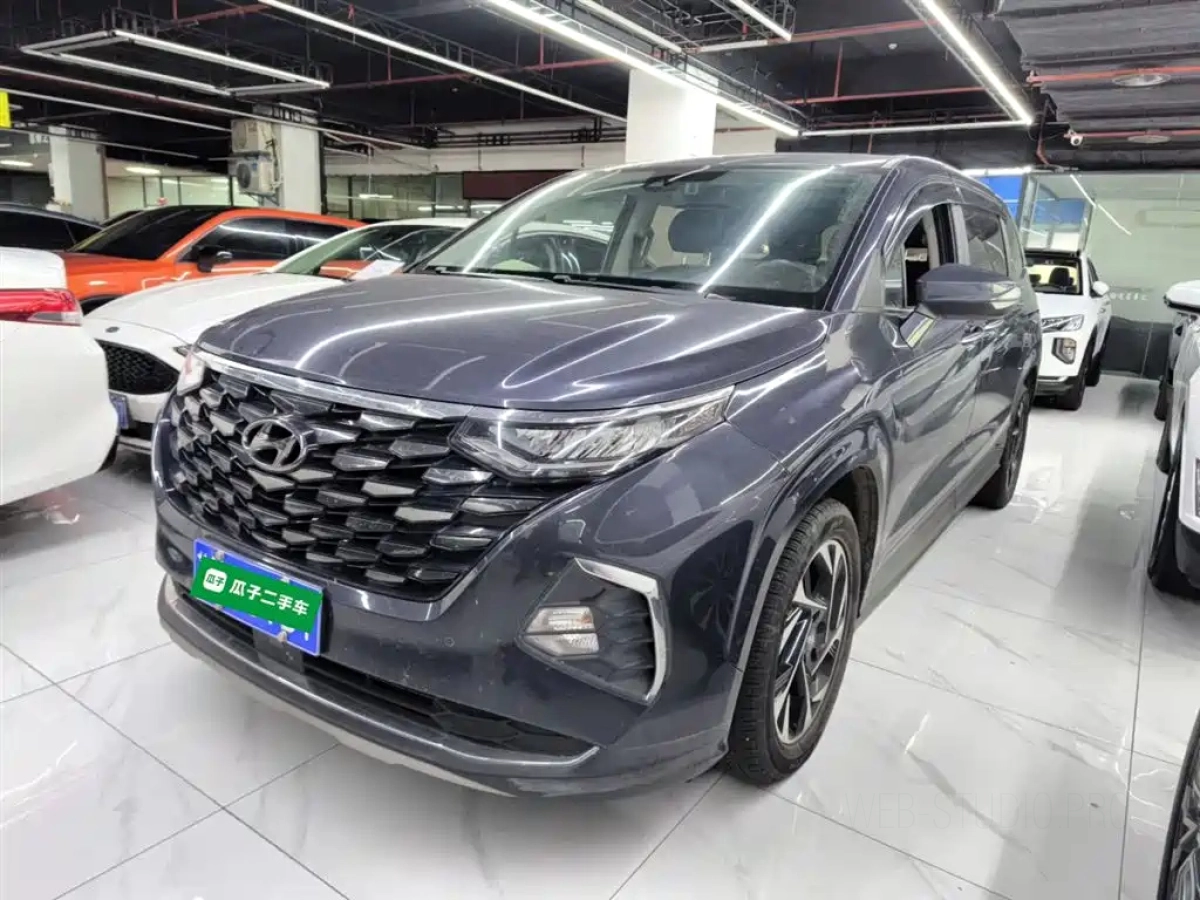 HYUNDAI CUSTO  2022