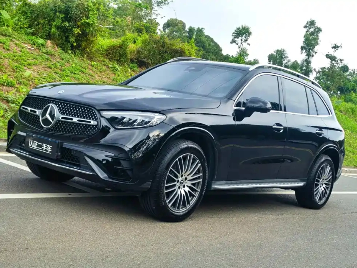 MERCEDES BENZ GLC