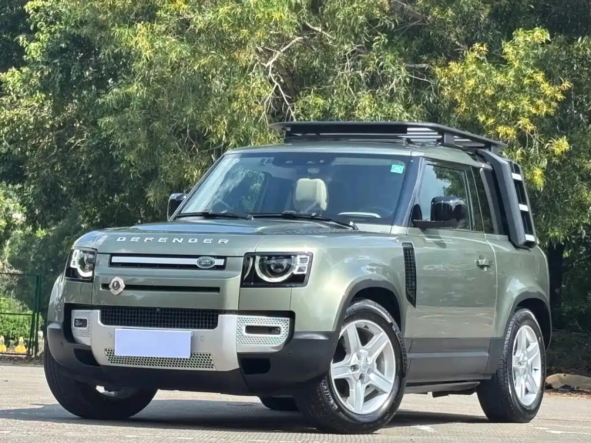LAND ROVER DEFENDER  2023