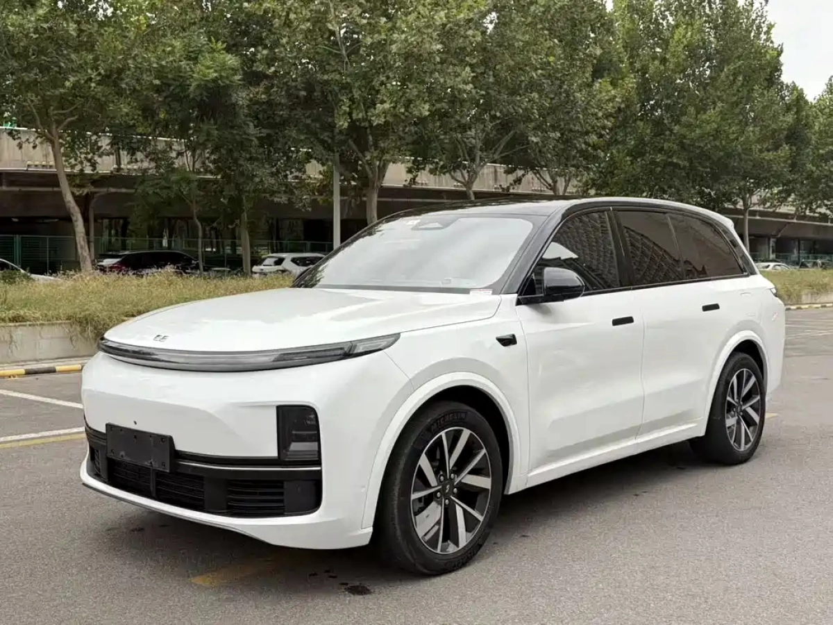 LI AUTO L8