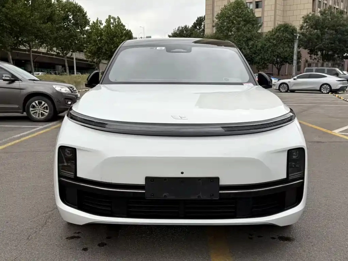 LI AUTO L8