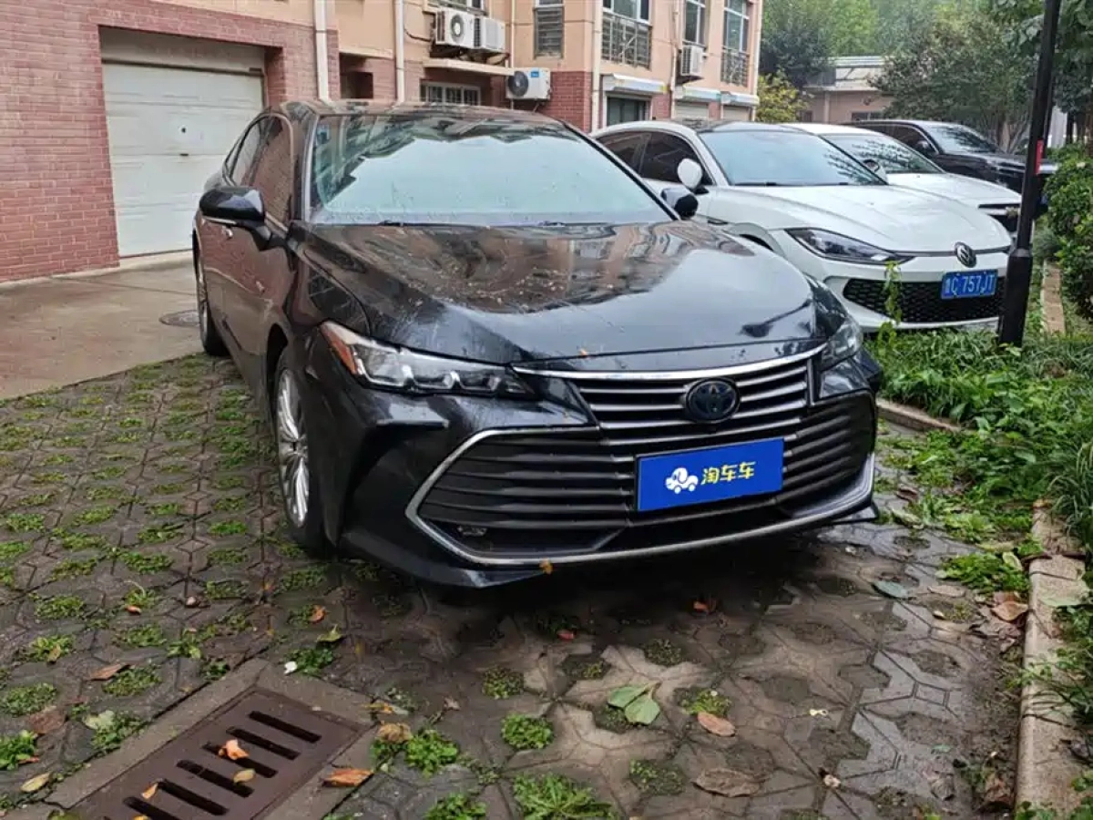 TOYOTA AVALON  2019