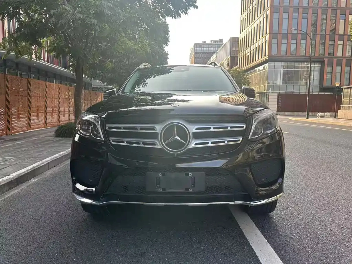 MERCEDES BENZ GLS